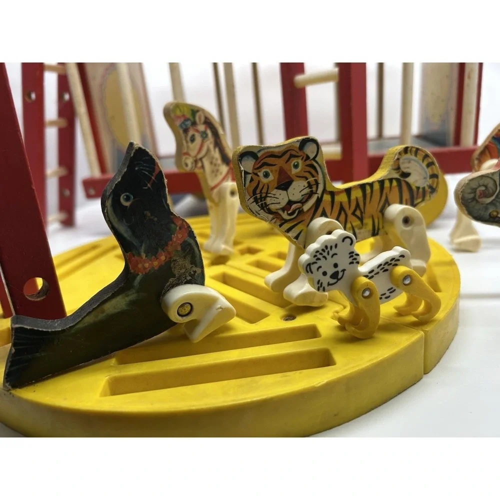 Vintage Fisher Price Circus #900 Wagon Wooden‎ Train 1962